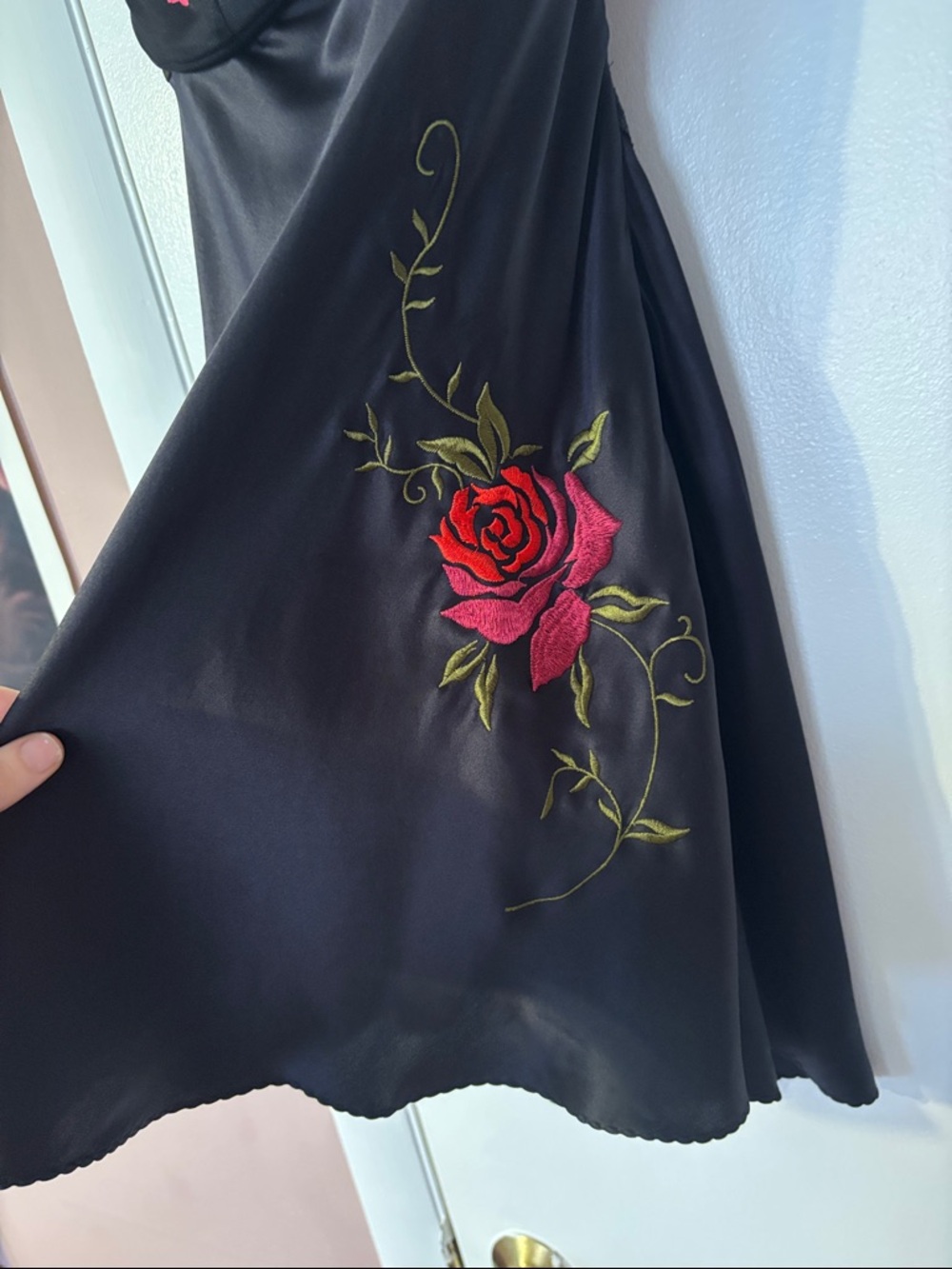 NEW Vintage Victoria's Secret Black Silk Chemise Rose Slip Mini Dress Y2K Sexy - Picture 11 of 17